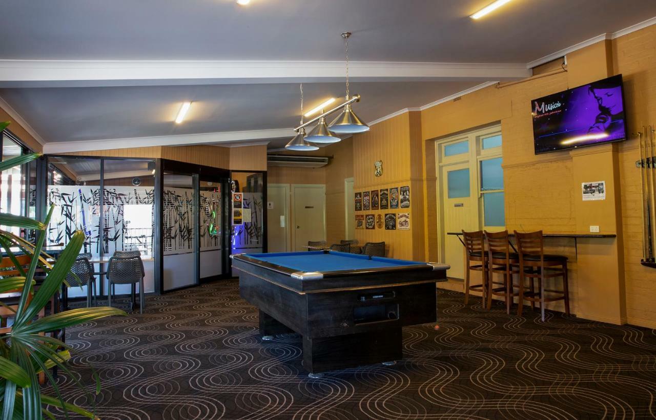 Criterion Hotel Gundagai Buitenkant foto