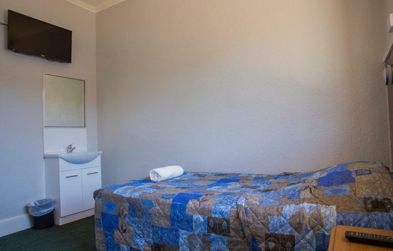 Criterion Hotel Gundagai Buitenkant foto