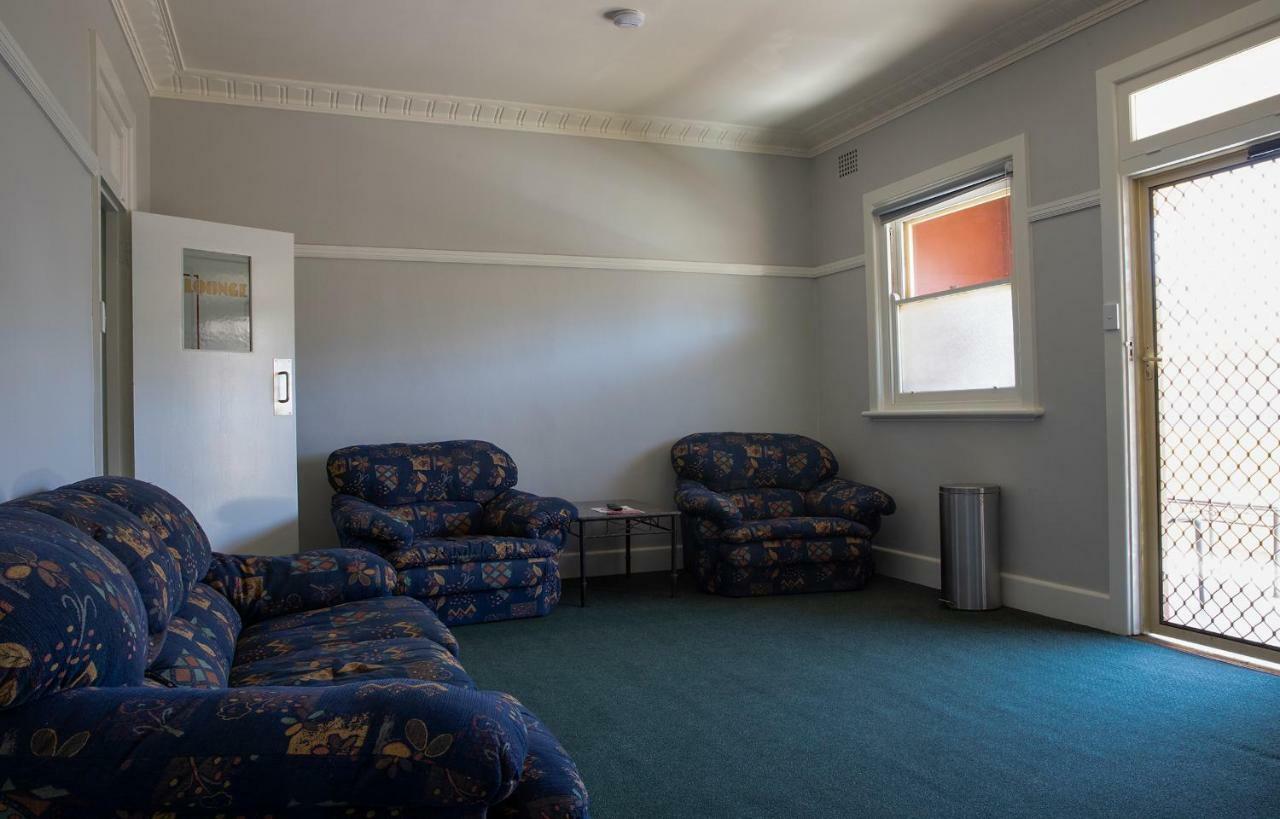 Criterion Hotel Gundagai Buitenkant foto