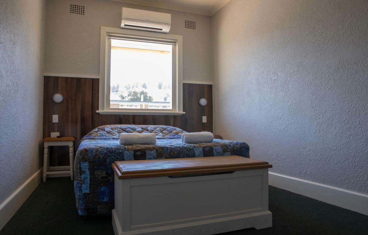 Criterion Hotel Gundagai Buitenkant foto